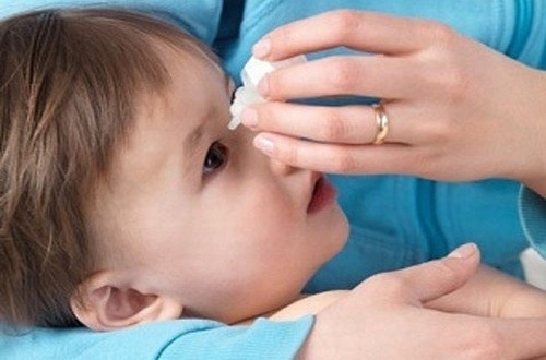Tắc tuyến lệ có nguy hiểm không - Người bệnh tắc tuyến lệ cần được thăm khám và chẩn đoán điều trị hiệu quả