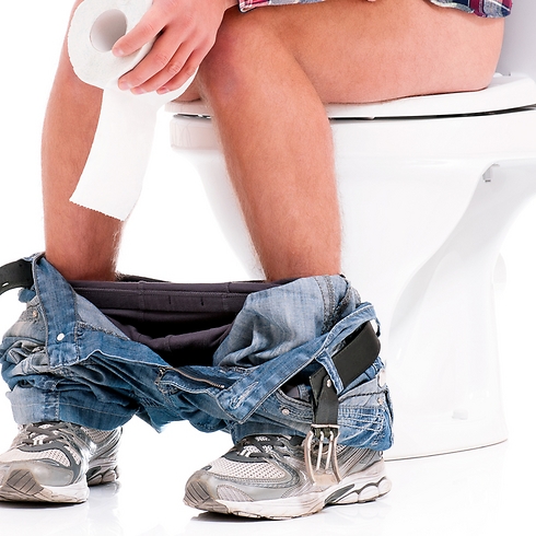 Táo bón kéo dài là một trong những nguyên nhân sa trực tràng.