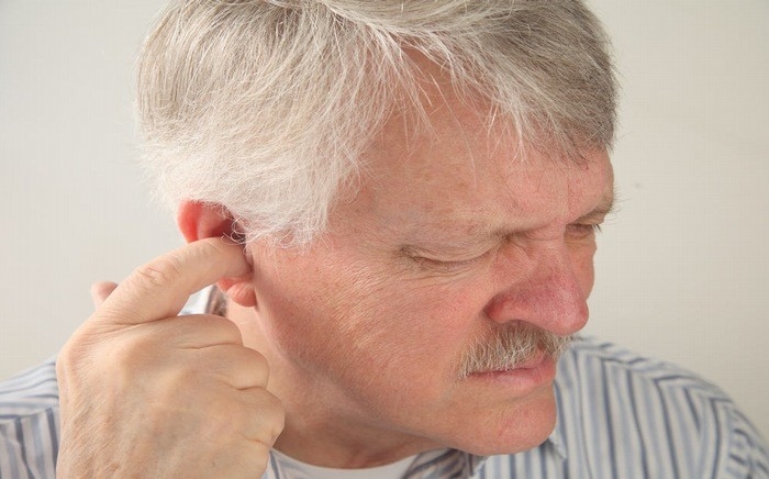 Dấu hiệu bệnh viêm tai ngoài là gì?