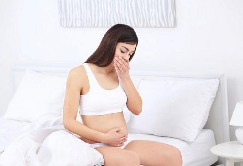 mang thai 3 tháng đầu bị sụt cân