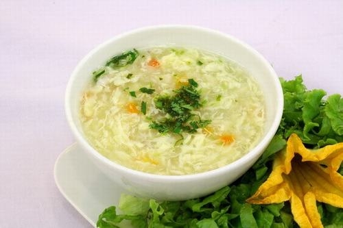 Các thức ăn lỏng là giải pháp thích hợp cho chế độ ăn uống sau khi mới nội soi xong