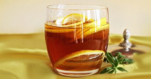 Mật ong chanh là bài thuốc chữa viêm amidan giúp giảm các triệu chứng khó chịu ở họng