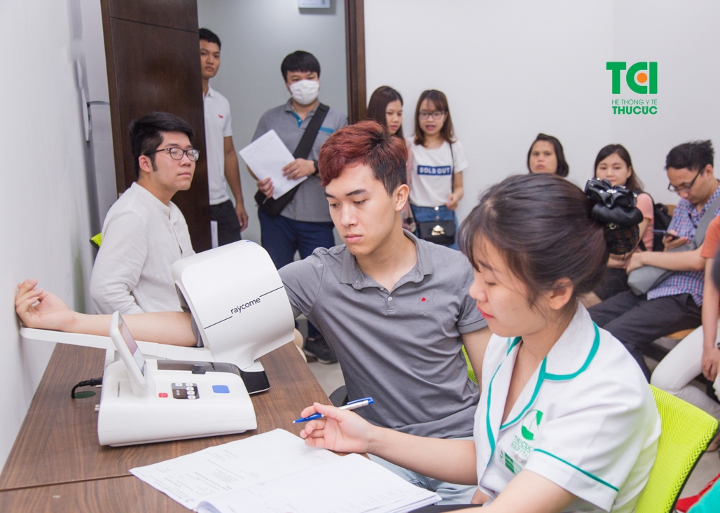Thu Cúc khám sức khỏe doanh nghiệp định kì cho công ty Luvina JSC