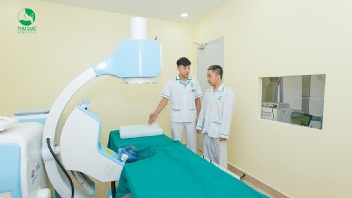Bệnh viện Thu Cúc làm chủ 3 công nghệ tán sỏi