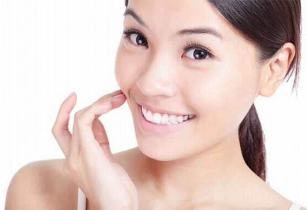 Tẩy trắng răng Bleach Bright