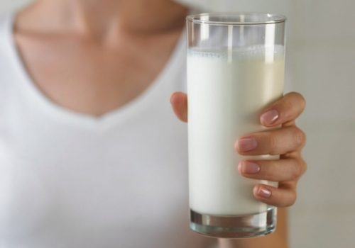 Tốt nhất người bệnh nên chọn các loại sữa dành riêng cho người mới phẫu thuật