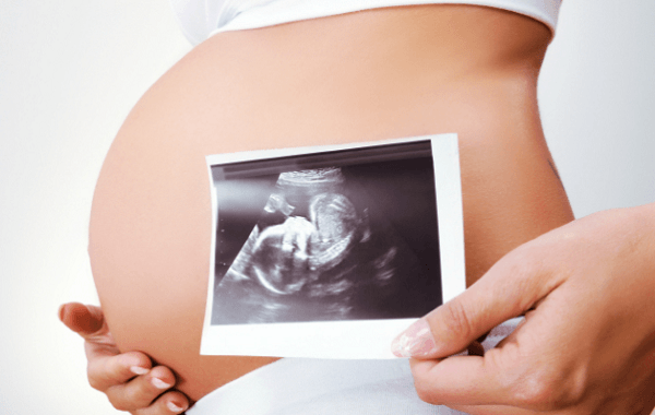 Mẹ bầu cần theo dõi thai kỳ đều đặn, khắc phục sớm những triệu chứng đau nhức ở cơ thể