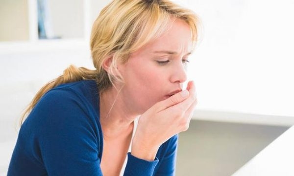 bệnh viêm họng bội nhiễm