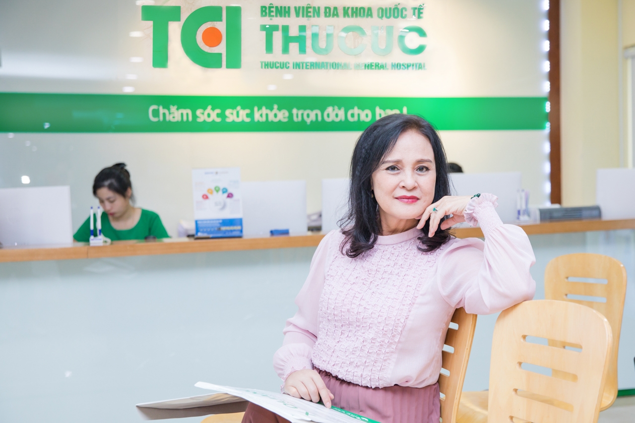 NSND Hoàng Cúc &#8211; Khám sức khỏe