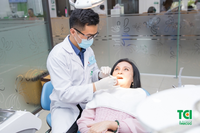 NSND Hoàng Cúc &#8211; Khám sức khỏe