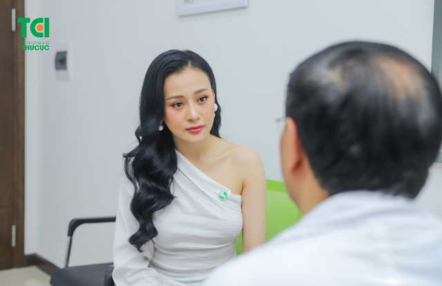 Diễn viên Phương Oanh &#8211; Khám sức khỏe