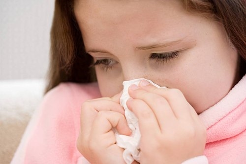 nhận biết triệu chứng bệnh viêm mũi mủ ở trẻ em 