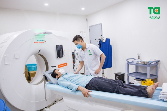 NSND Trung Anh &#8211; Khám sức khỏe