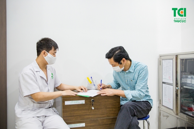 NSND Trung Anh &#8211; Khám sức khỏe