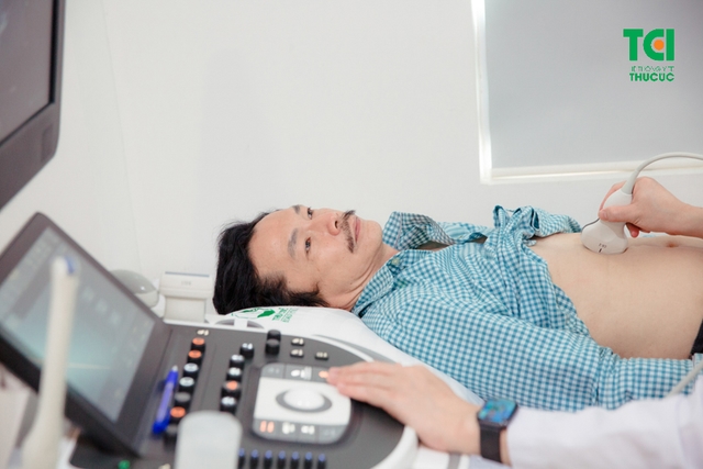 NSND Trung Anh &#8211; Khám sức khỏe