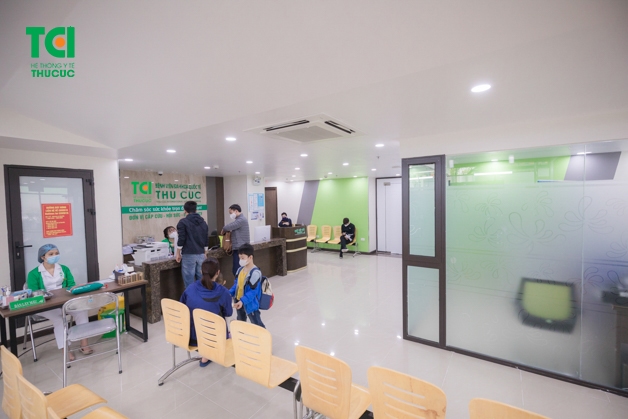 Mỗi bệnh nhân đến khám, chỉ được tối đa 1 người nhà đi cùng vào bệnh viện.