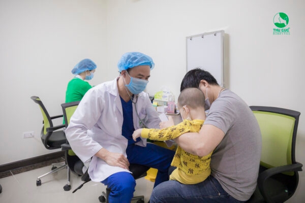 địa chỉ khám và điều trị sốt virus ở trẻ em