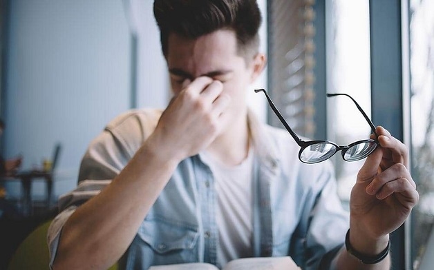 7 dấu hiệu đột quỵ hay gặp