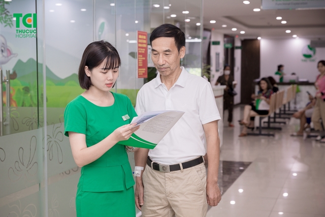Khách hàng khám tổng quát và TSUT toàn diện nâng cao VIP 7