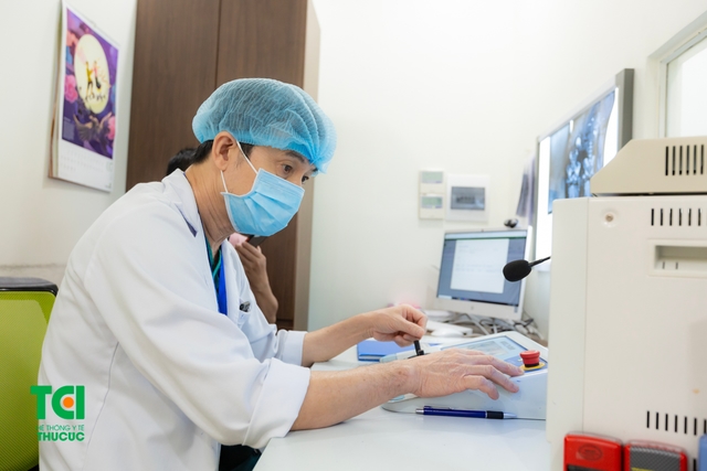 Tán sỏi ngoài cơ thể không đau, không mổ, không nằm viện