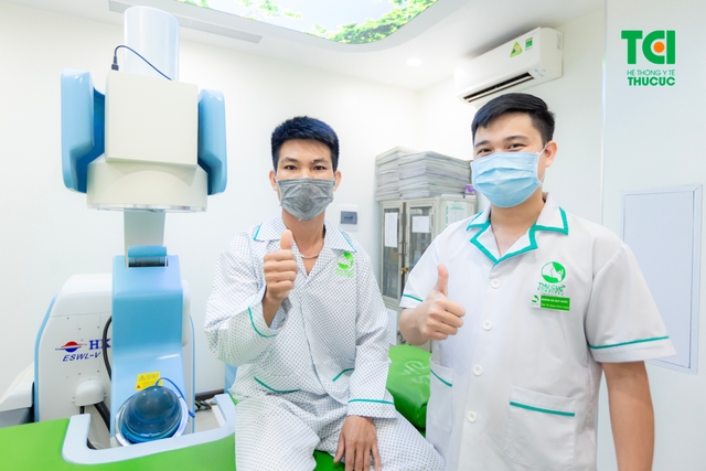 Tán sỏi ngoài cơ thể không đau, không mổ, không nằm viện