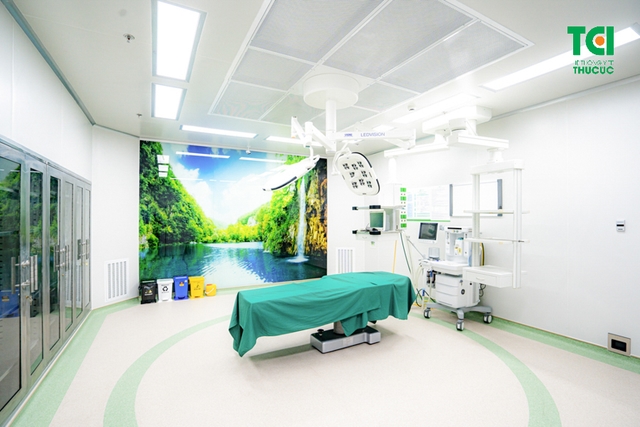 Hệ thống phòng mổ vô khuẩn một chiều hiện đại