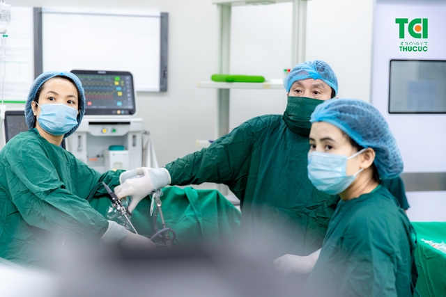 Hệ thống phòng mổ vô khuẩn một chiều hiện đại