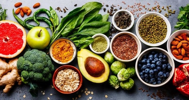 Vitamin và các loại khoáng chất có trong rau củ quả sẽ hỗ trợ cho việc phục hồi vết thương và đảm bảo lượng dinh dưỡng cho cơ thể.