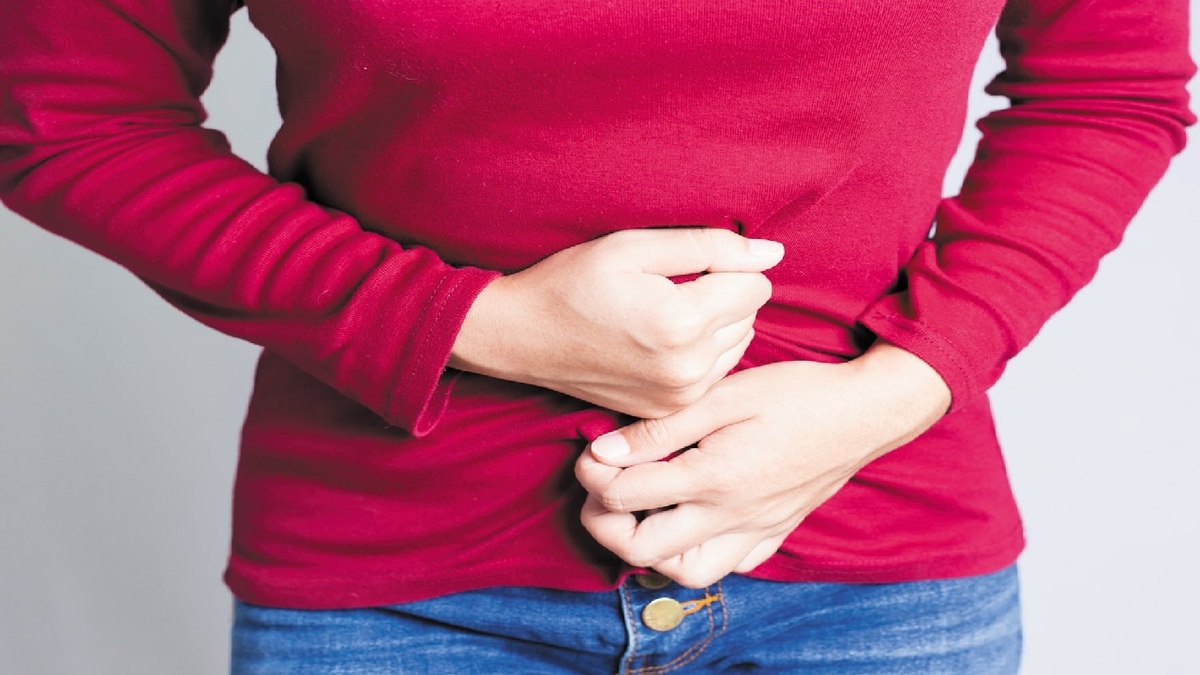 U xơ tử cung gây đau bụng dưới: Nguyên nhân và cách điều trị