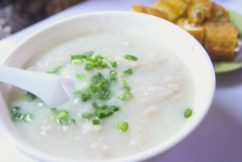 Sau phẫu thuật nên ăn đồ ăn lỏng, mềm và nguội