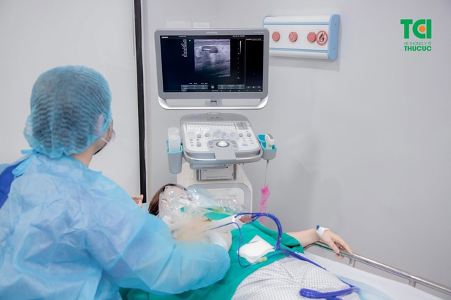 Sinh thiết u vú dưới hướng dẫn của siêu âm và lực hút chân không &#8211; Sạch u vú không mổ không sẹo