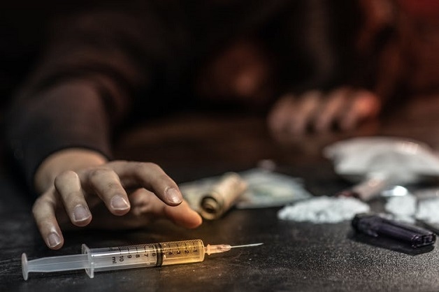 Virus viêm gan C sống được bao lâu và các con đường lây truyền