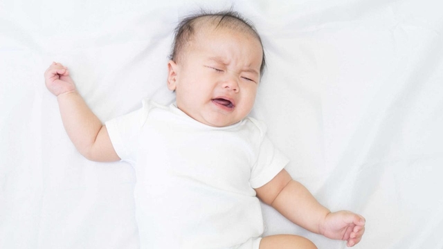 Nguyên nhân và cách điều trị bệnh viêm họng cấp ở trẻ em