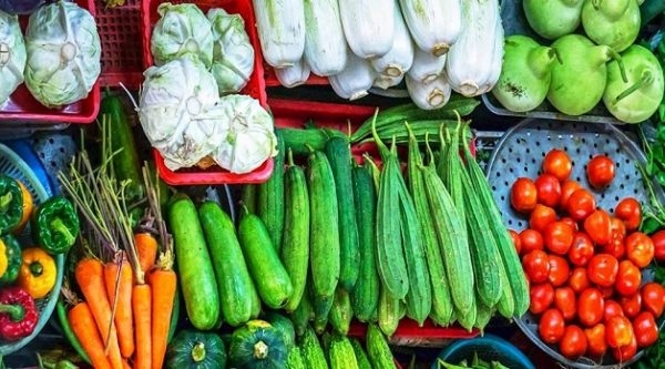 Rau củ quả chứa nhiều vitamin và chất xơ