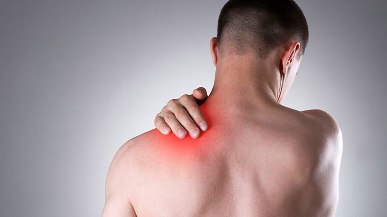 Viêm khớp bả vai: Có khó điều trị không?