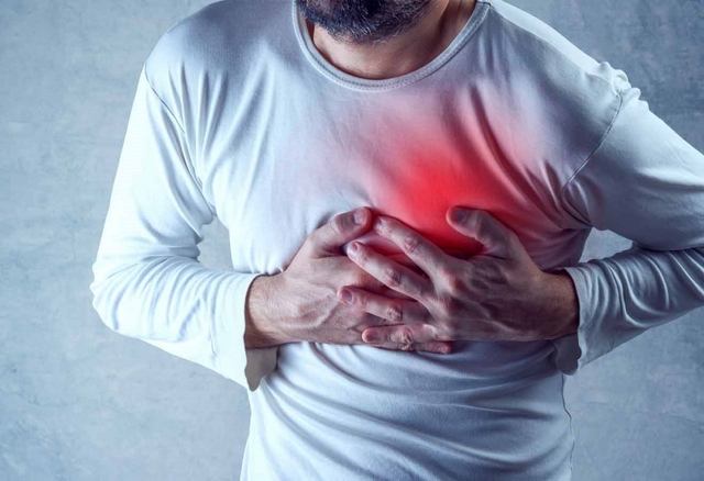 Phân biệt đột quỵ và nhồi máu cơ tim