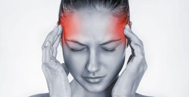 Viêm xoang sẽ gây nên cảm giác đau đầu do chất nhầy ứ đọng và tạo áp lực lên xoang