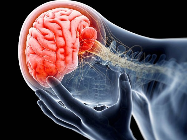 Với thắc mắc viêm xoang trán có nguy hiểm không, theo các chuyên gia, viêm xoang trán là một trong những thể nguy nhất của viêm xoang có thể gây ra các biến chứng ở sọ não.