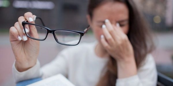 bệnh mờ mắt