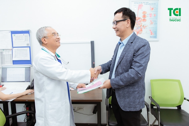NSƯT Đức Khuê khám sức khỏe tổng quát tại Thu Cúc TCI