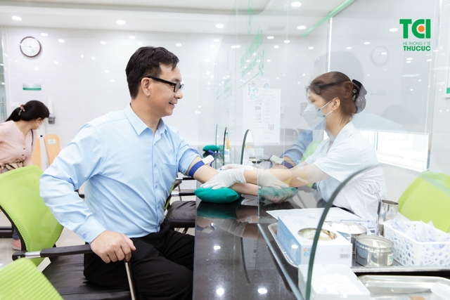 NSƯT Đức Khuê khám sức khỏe tổng quát tại Thu Cúc TCI
