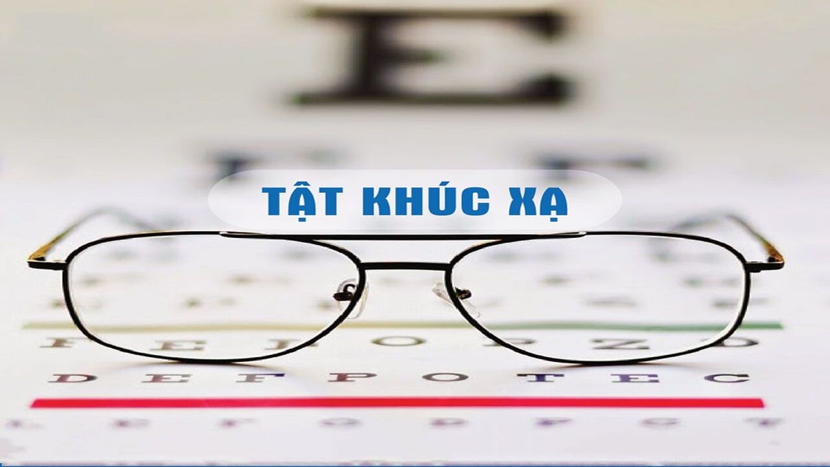 Mắt bị tật khúc xạ có chữa được không?