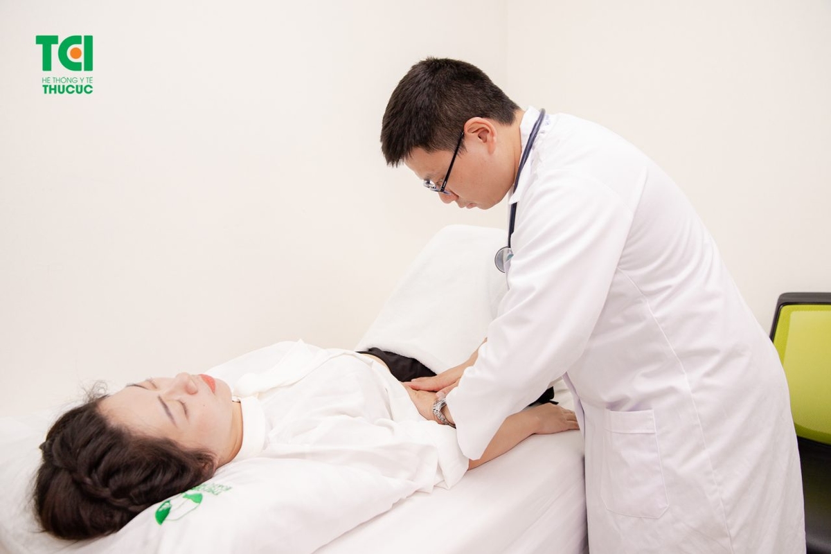 Dạ dày bị loét do đâu? Chữa viêm loét dạ dày như thế nào?