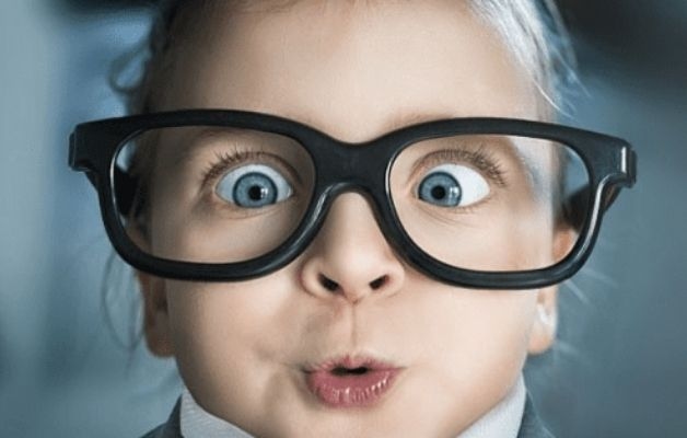 Bị lồi mắt