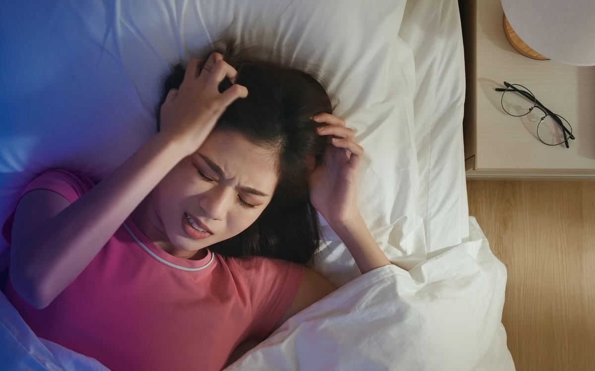 Phụ nữ mất ngủ: nguyên nhân và tác hại