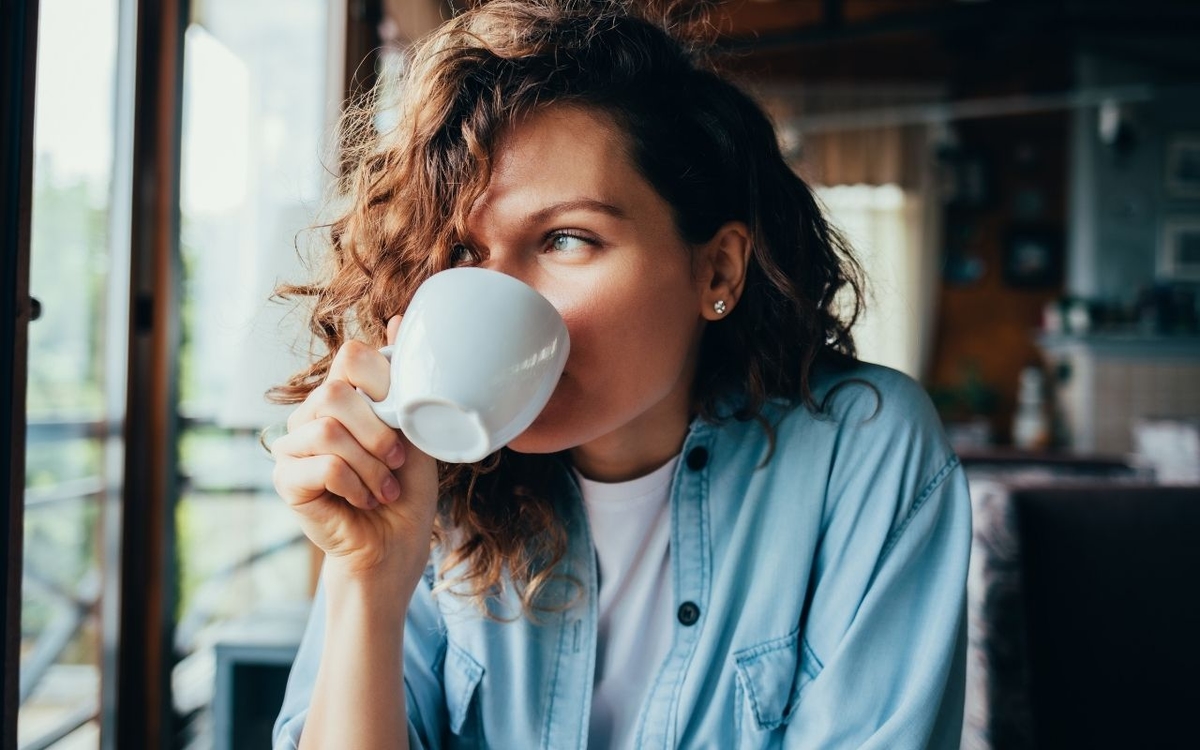 Lý giải hiện tượng mất ngủ vì cafe và cách cải thiện
