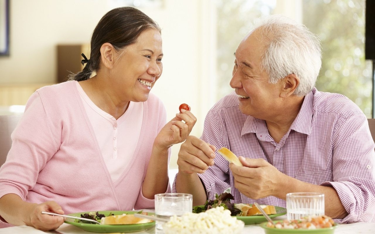 Chế độ dinh dưỡng cho bệnh nhân tai biến mạch máu não