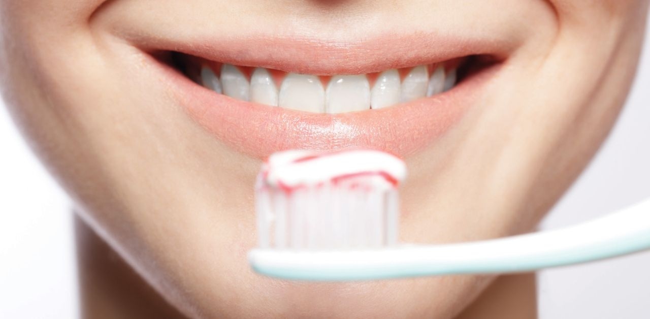 Lưu ý chăm sóc răng sau khi cắm Implant đúng cách