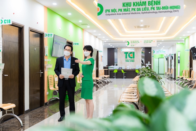 NSND Trần Nhượng khám sức khỏe tại Hệ thống y tế Thu Cúc TCI