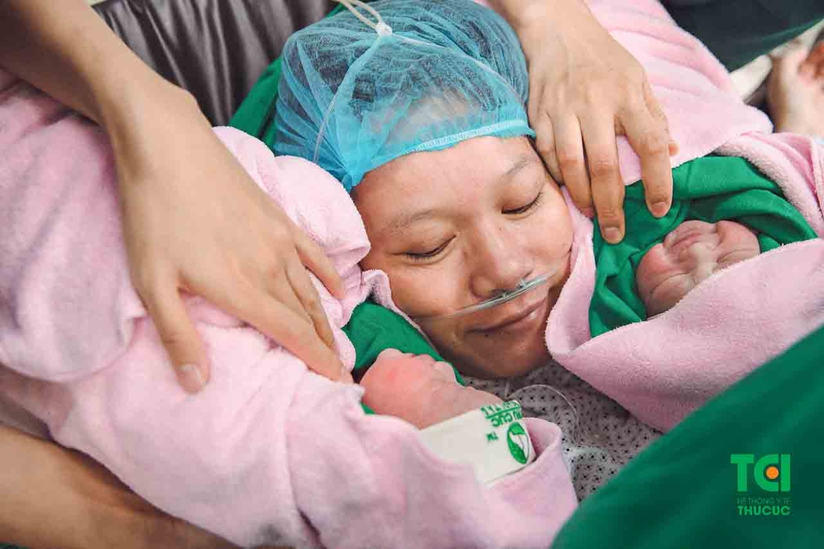 Mang song thai với những cơn đau ảnh hưởng từ tiền sử thoát vị đĩa đệm